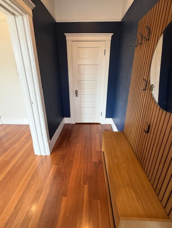 1614 E Marion St in Seattle, WA - Building Photo - Building Photo