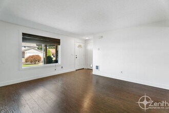 16909 NE 19th St in Vancouver, WA - Building Photo - Building Photo