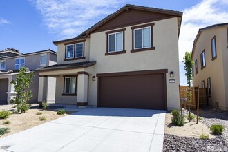 6098 Red Sun Dr in Sparks, NV - Building Photo - Building Photo