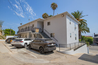 Malibu Cove Apartments in Malibu, CA - Building Photo - Building Photo