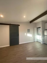 22139 Strathern St in Los Angeles, CA - Building Photo - Building Photo