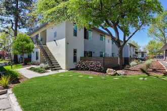 Hazel Wood Apartments in Orangevale, CA - Building Photo - Building Photo