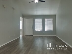 5514 Rio Ramos St in Rosharon, TX - Building Photo - Building Photo