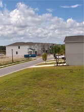 19607 Fairhill Ct in Lehigh Acres, FL - Building Photo - Building Photo