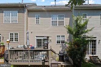 23450 Dahlia Cir in California, MD - Building Photo - Building Photo
