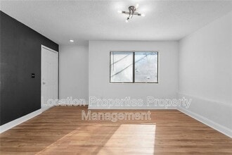 1502 W 25th Ct in Lawrence, KS - Building Photo - Building Photo