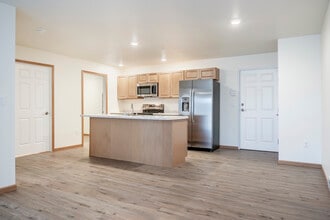 Slate in Tomah, WI - Building Photo - Interior Photo