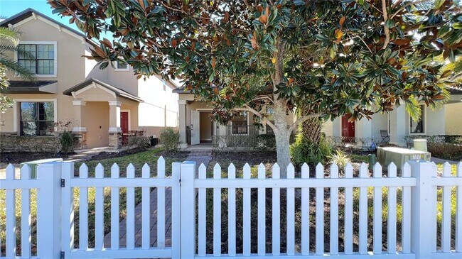 13040 Overstreet Rd in Windermere, FL - Building Photo - Building Photo