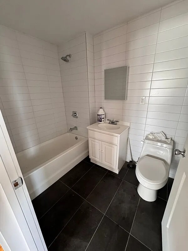 99-67 64th Rd in Queens, NY - Building Photo - Building Photo