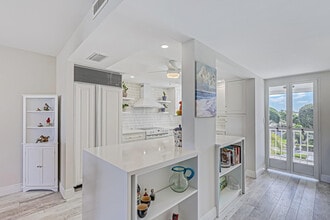 1130 Sugar Sands Blvd in West Palm Beach, FL - Building Photo - Building Photo