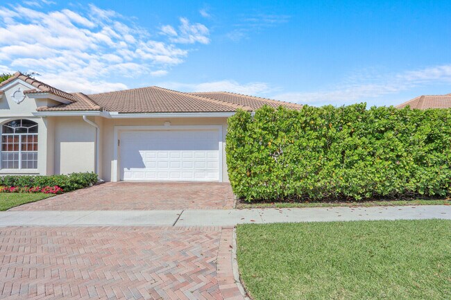 2931 Twin Oaks Way in Wellington, FL - Building Photo - Building Photo