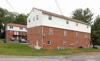 Avendale Townhomes in Roanoke, VA - Building Photo - Building Photo