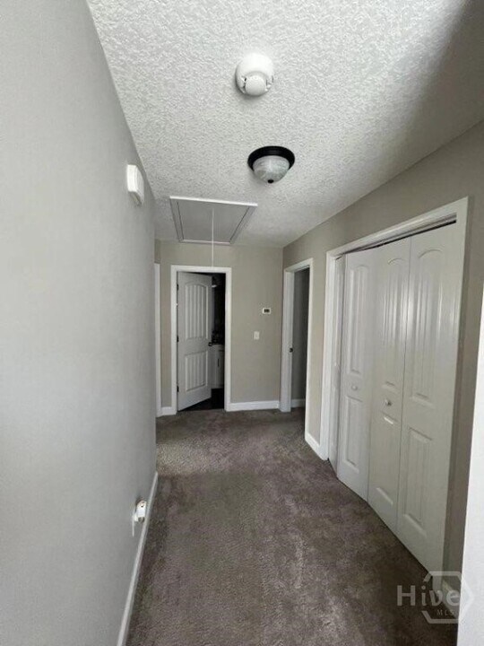 1210 Cypress Fall Cir in Hinesville, GA - Building Photo
