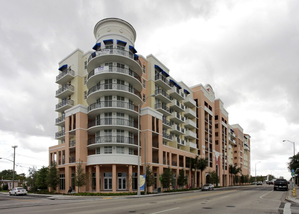 Dr Barbara Carey Shuler Manor in Miami, FL - Building Photo