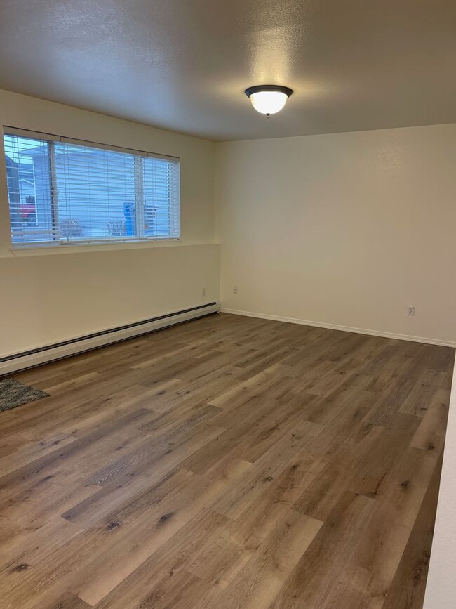 592 W Shore Dr in Belgrade, MT - Building Photo - Building Photo