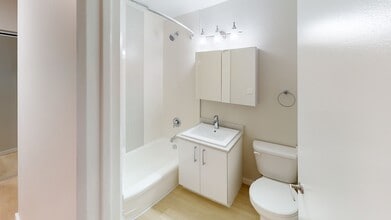 8735 Selkirk in Vancouver, BC - Building Photo - Building Photo