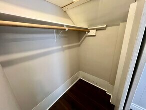 112 Cross St in Chatham, ON - Building Photo - Building Photo