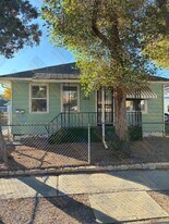 1212 11th St in Rock Springs, WY - Building Photo