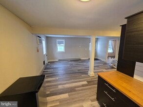 13150 Glen Rd in North Potomac, MD - Building Photo - Building Photo