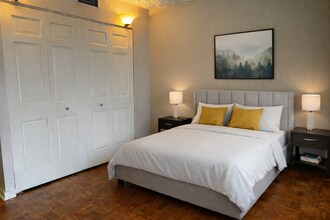 19 Rock Hill Rd, Unit 2C in Bala Cynwyd, PA - Foto de edificio - Building Photo