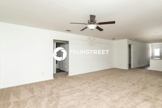 4170 Trail de Paris in New Braunfels, TX - Building Photo - Building Photo
