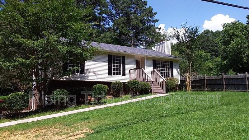 5262 Dug Hollow Rd in Pinson, AL - Building Photo