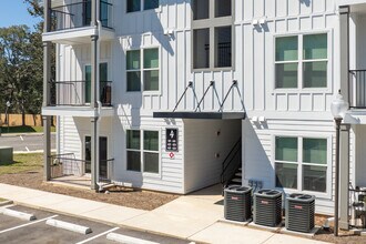 City North in Pensacola, FL - Building Photo - Building Photo