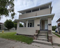 840 S Maple Ave in Green Bay, WI - Building Photo