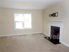 1942 Glenwood Downs Dr in Decatur, GA - Building Photo - Building Photo