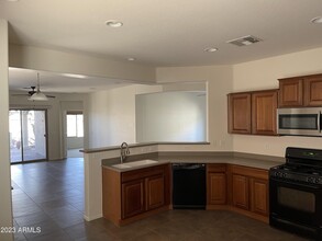 6626 W Victory Way in Florence, AZ - Building Photo - Building Photo