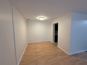 2300 N Harlem Ave in Elmwood Park, IL - Building Photo - Building Photo