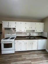 4023 Valley View Dr in Louisville, KY - Building Photo - Building Photo