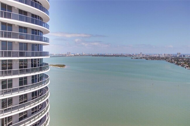 property at 1756 N Bayshore Dr