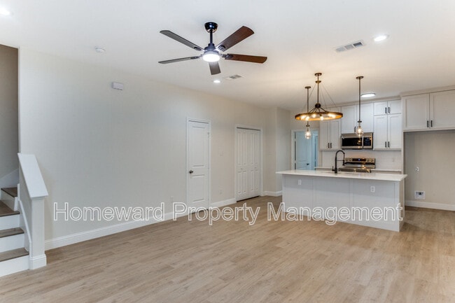 8004 Julie Ave in Fort Worth, TX - Building Photo - Building Photo