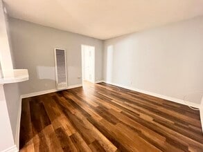 Tropical Breeze in Norwalk, CA - Building Photo - Building Photo