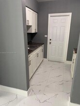 16700 NE 22nd Ave in North Miami Beach, FL - Building Photo - Building Photo