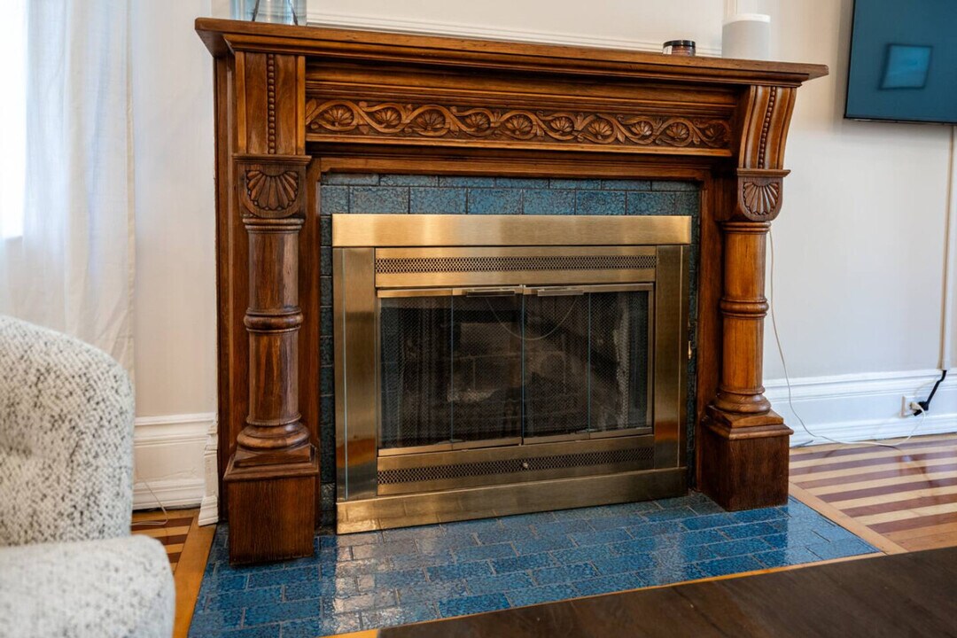 351 Thrall St in Cincinnati, OH - Building Photo