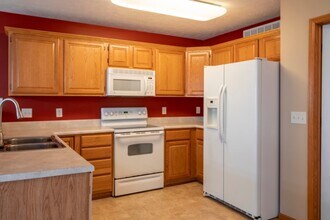 15314 Amy Plaza in Omaha, NE - Building Photo - Building Photo