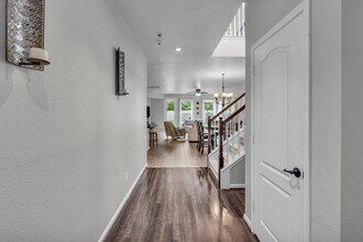 4330 Lake Cypress Cir in Houston, TX - Building Photo - Building Photo