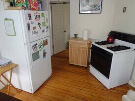 12 Hancock St, Unit 2 in Somerville, MA - Building Photo