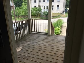 26 Otis Ave, Unit 1 in Kittery, ME - Building Photo - Building Photo
