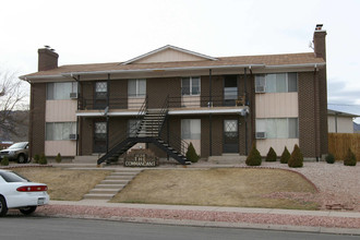 The Commandant in Colorado Springs, CO - Foto de edificio - Building Photo