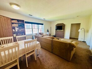 169 Lake Shore Rd in Boston, MA - Building Photo - Building Photo