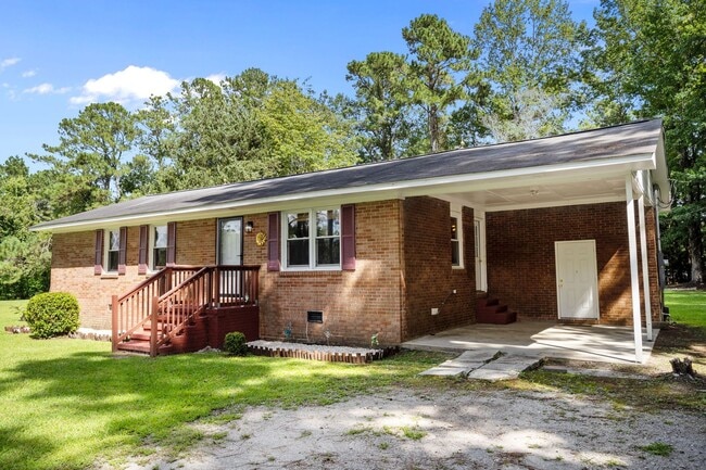 1252 Rocky Run Rd in Piney Green, NC - Building Photo - Building Photo