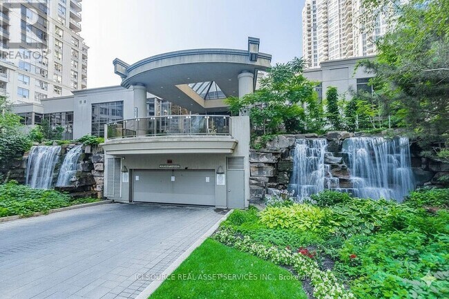 property at 3880 Duke of York Blvd