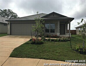 914 Pumpkin in New Braunfels, TX - Building Photo