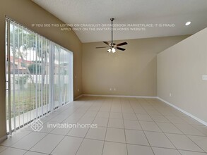 7566 Kingsley Ct in Greenacres, FL - Building Photo - Building Photo