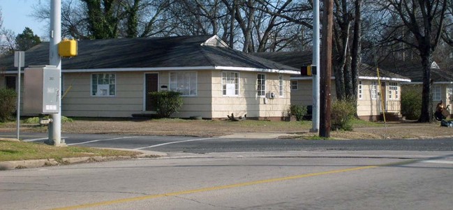 Cotton Club Apartments in Birmingham, AL - Building Photo - Building Photo