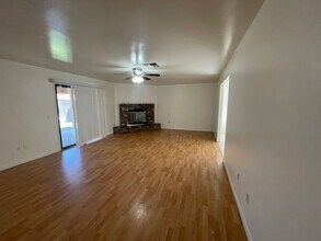 2020 Auberry Ave in Bakersfield, CA - Building Photo - Building Photo