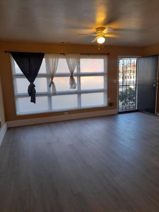 7009 E 111th St in Kansas City, MO - Building Photo - Building Photo